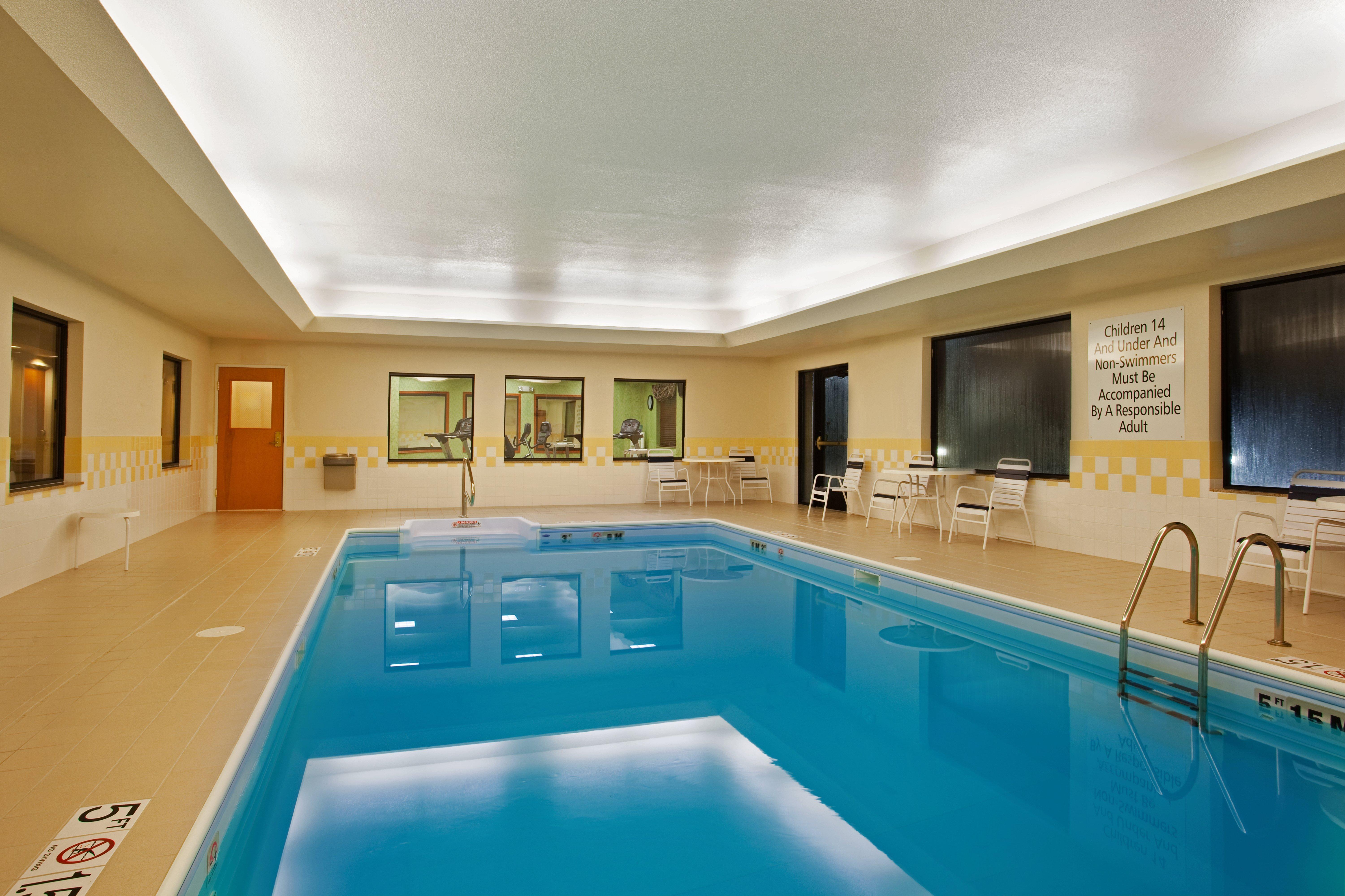 Holiday Inn Express Hotel & Suites Goshen By Ihg Dış mekan fotoğraf